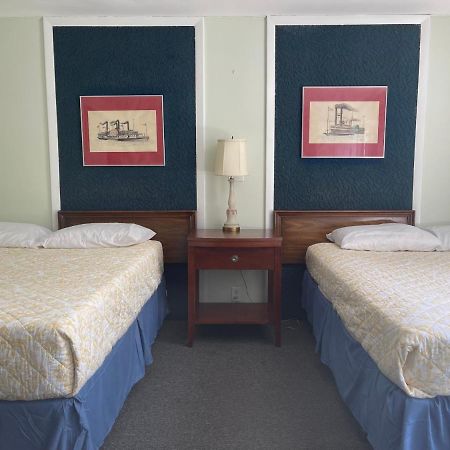 La Plaza Del Sol Motel Mashpee Eksteriør bilde